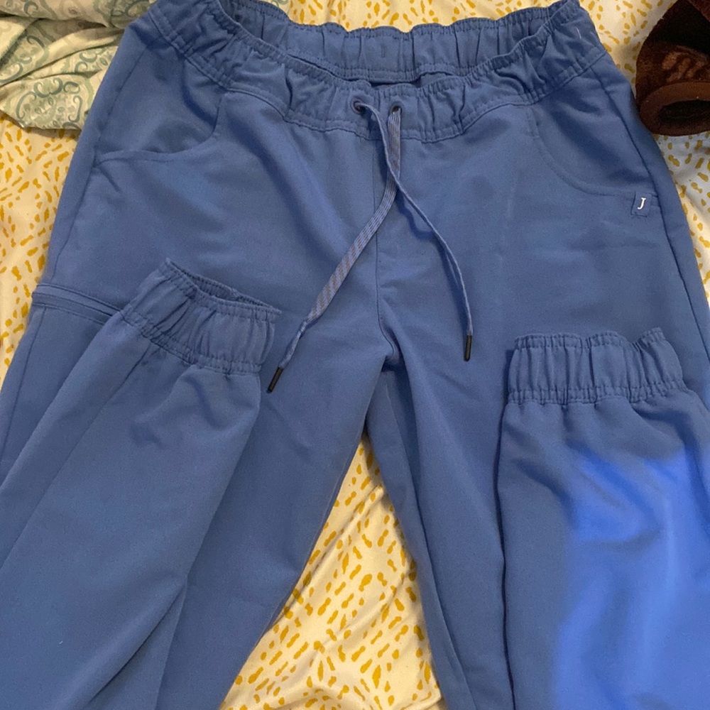 Jaanuu scrub pants jogger style size SMALL